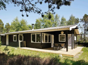 Four-Bedroom Holiday home in Ålbæk 1